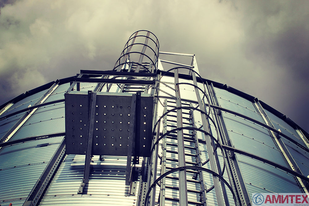 Защитное кольцо  для лестницы