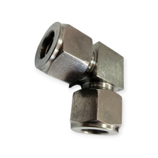 Фитинг соединительный угловой